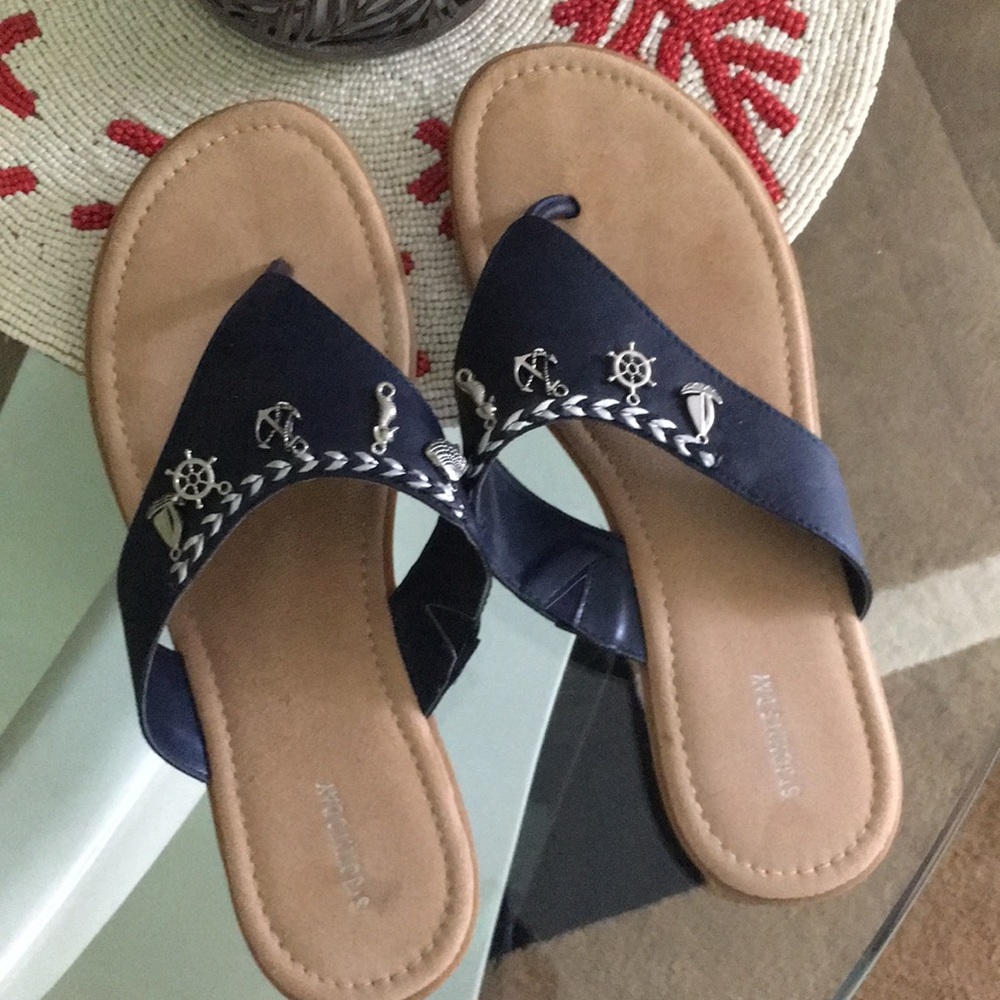 St John’s Bay NWOT  flip-flops